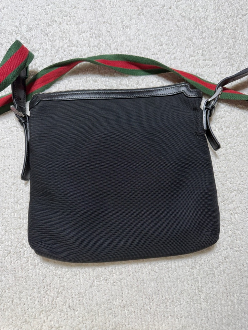 Gucci Black Nylon Crossbody Bag Web Strap Authenticated - Picture 4 of 5